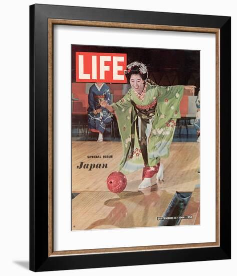 LIFE Kimono Lady - Japan 1964-null-Framed Art Print