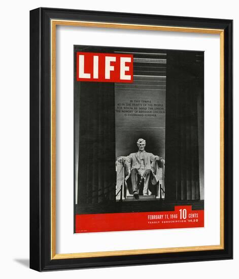 LIFE Lincoln Memorial 1946-null-Framed Art Print