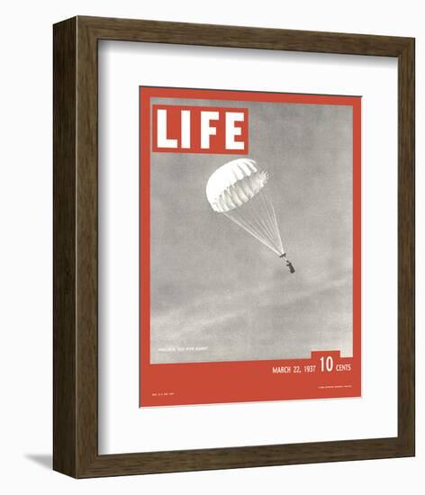 LIFE Parachute Test 1937-null-Framed Premium Giclee Print