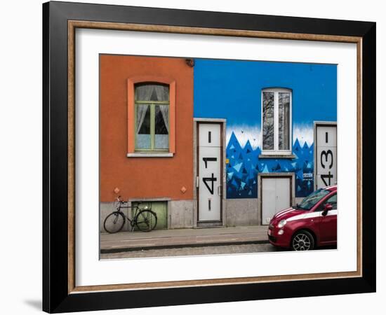 Life Styles-Luc Vangindertael-Framed Photographic Print