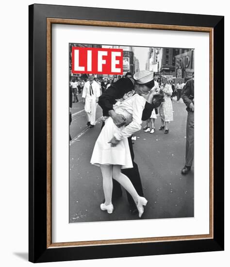 LIFE VJ Day Soldier Kissing girl-null-Framed Premium Giclee Print