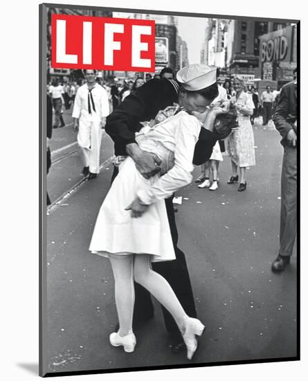 LIFE VJ Day Soldier Kissing girl-null-Mounted Art Print