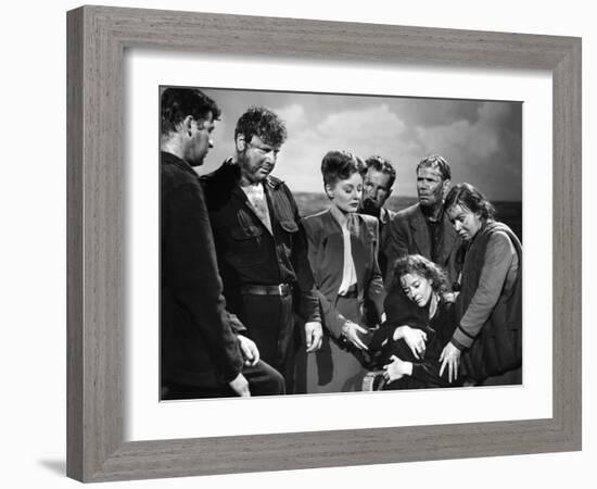 Lifeboat by Alfred Hitchcock, 1944-null-Framed Photo