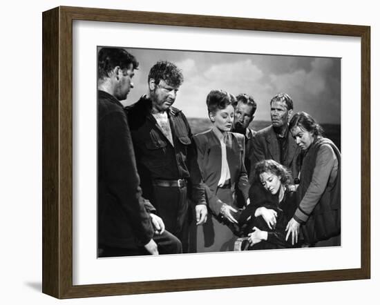 Lifeboat by Alfred Hitchcock, 1944-null-Framed Photo