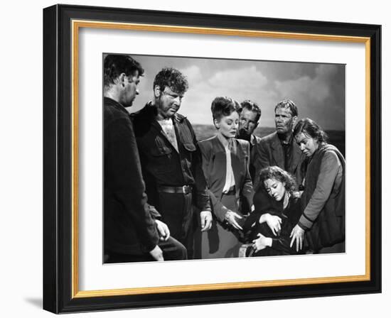 Lifeboat by Alfred Hitchcock, 1944-null-Framed Photo