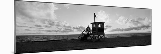 Lifeguard Hut on the Beach, 22nd St. Lifeguard Station, Redondo Beach, Los Angeles County-null-Mounted Photographic Print