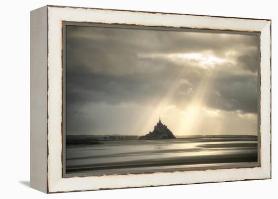 Light on Mont Saint Michel-Philippe Manguin-Framed Premier Image Canvas