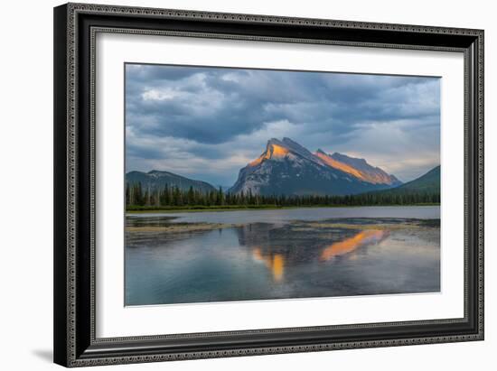 Light Rays on Mount Rundle, Banff National Park, Canada, Canadian Rockies, Vermillion Lakes Area-Tom Till-Framed Photographic Print