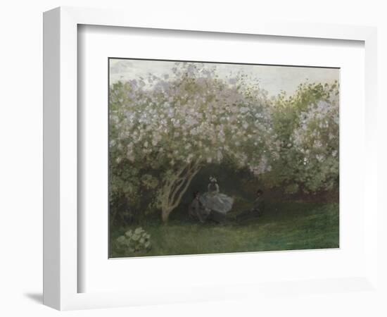 Lilas, temps gris, ou Le repos sous les lilas, jardin de Monet à Argenteuil-Claude Monet-Framed Giclee Print