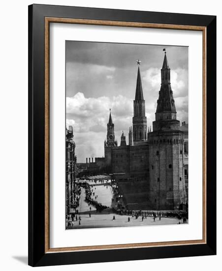 Line of Russians Along Street in Front of the Kremlin-Margaret Bourke-White-Framed Photographic Print