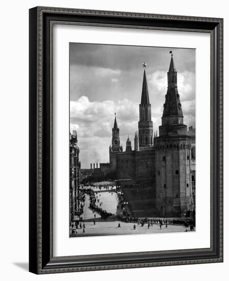 Line of Russians Along Street in Front of the Kremlin-Margaret Bourke-White-Framed Photographic Print