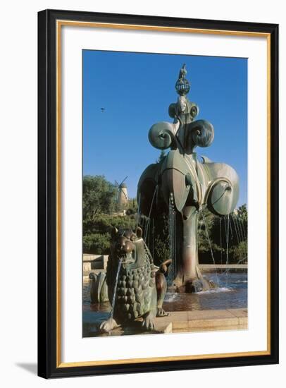 Lions' Fountain in Bloomfield Garden-null-Framed Photographic Print