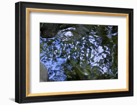 Liquid-K.B. White-Framed Photographic Print