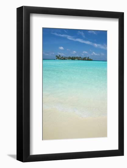 Little island in the turquoise water, Sun Island Resort, Nalaguraidhoo island, Ari atoll, Maldives,-Michael Runkel-Framed Photographic Print