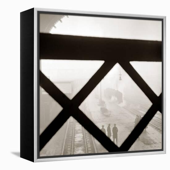 Liverpool Street Station in London-null-Framed Premier Image Canvas