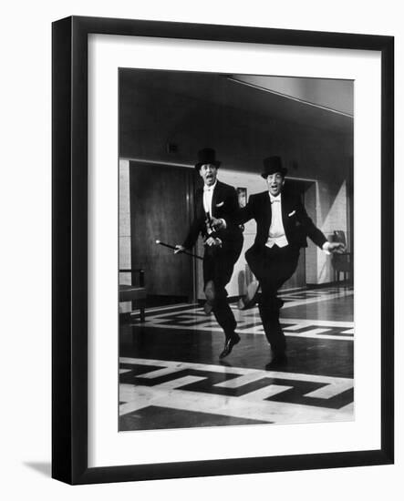 Living It Up, Jerry Lewis, Dean Martin, 1954-null-Framed Photo