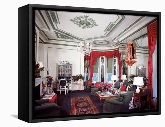 Living Room of the Vertes Suite, Decorated by Lady Mendl, at the Plaza Hotel-Dmitri Kessel-Framed Premier Image Canvas