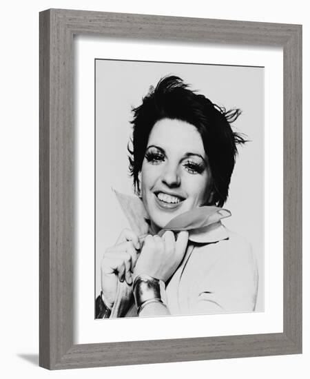 Liza Minnelli-null-Framed Photographic Print