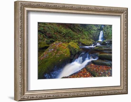 Llanrhaeadr Ym Mochnant-Alan Copson-Framed Photographic Print