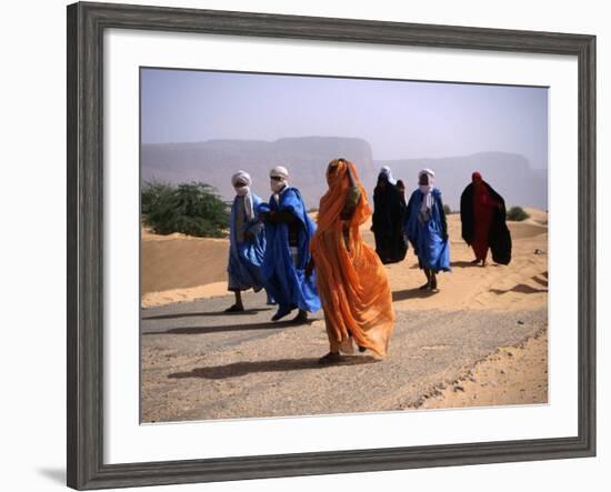 Local People Travel the Road Between Nouadhibou and Mouackchott, Mauritania-Jane Sweeney-Framed Photographic Print