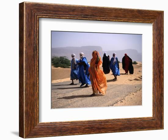 Local People Travel the Road Between Nouadhibou and Mouackchott, Mauritania-Jane Sweeney-Framed Photographic Print