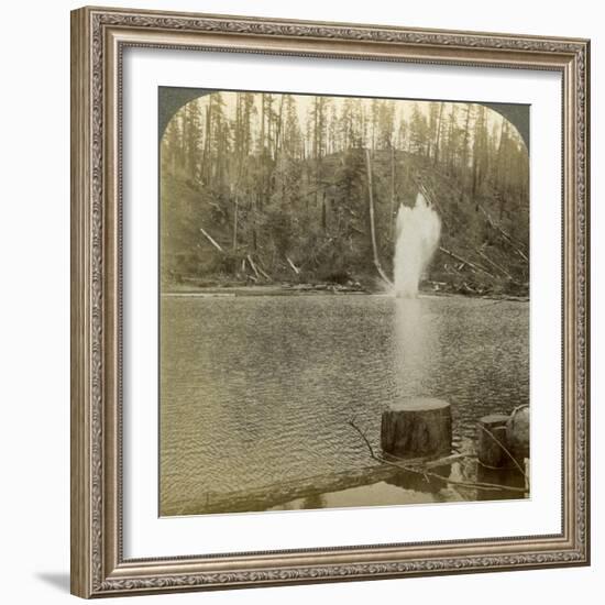 Log Flume, Oregon, Usa-Underwood & Underwood-Framed Photographic Print