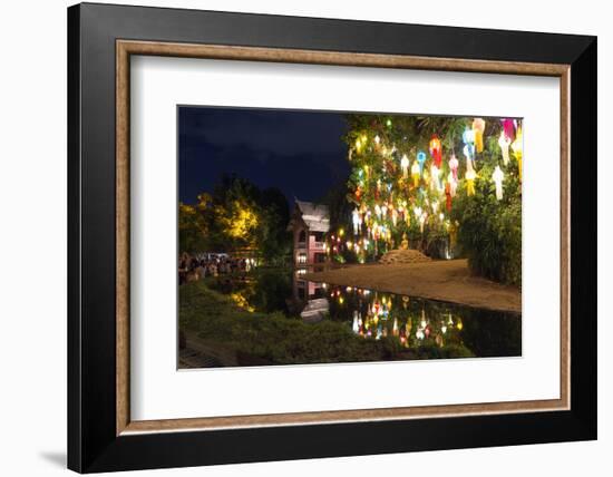 Loi Kratong Festival of Lights, Wat Phan Tao Temple, Chiang Mai, Thailand, Southeast Asia, Asia-Christian Kober-Framed Photographic Print