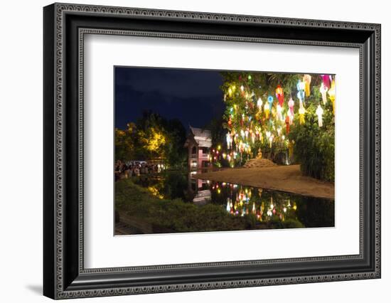 Loi Kratong Festival of Lights, Wat Phan Tao Temple, Chiang Mai, Thailand, Southeast Asia, Asia-Christian Kober-Framed Photographic Print