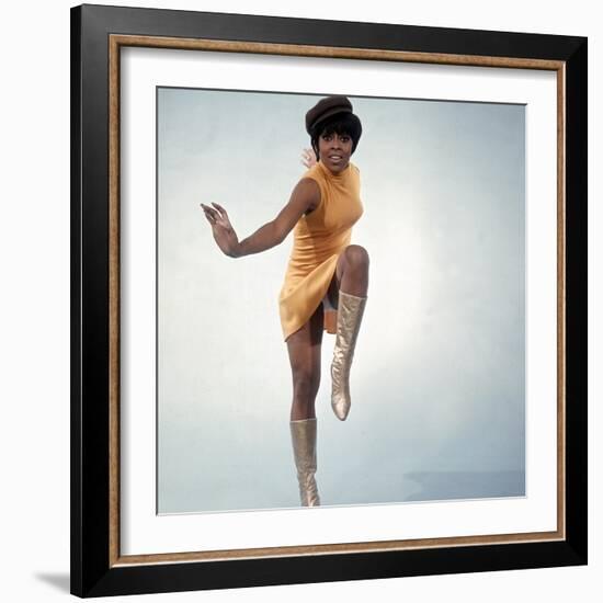 Lola Falana Extemporizes a Dance Step-null-Framed Giclee Print