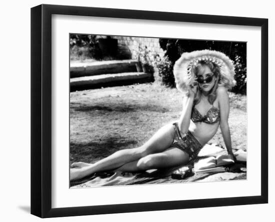 Lolita, Sue Lyon, 1962-null-Framed Photo