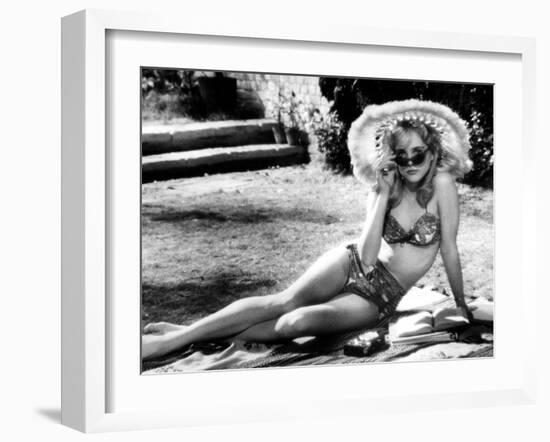 Lolita, Sue Lyon, 1962-null-Framed Photo