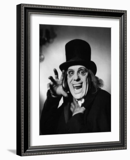 London after Midnight, 1927-null-Framed Photographic Print