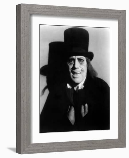 London After Midnight, Lon Chaney, Sr., 1927-null-Framed Photo