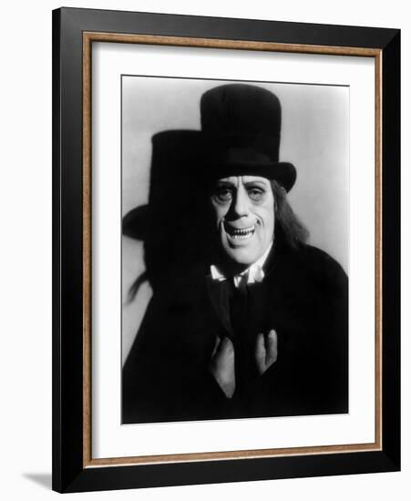 London After Midnight, Lon Chaney, Sr., 1927-null-Framed Photo