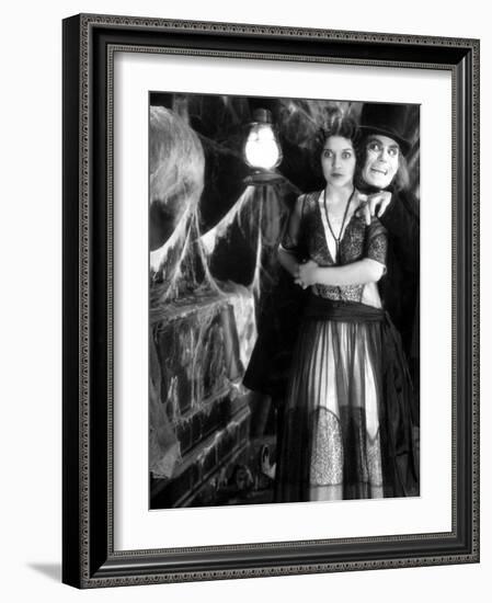 London After Midnight, Marceline Day, Lon Chaney Sr., 1927-null-Framed Photo