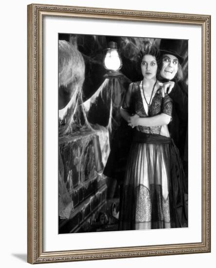 London After Midnight, Marceline Day, Lon Chaney Sr., 1927-null-Framed Photo