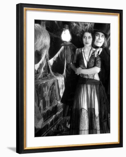 London After Midnight, Marceline Day, Lon Chaney Sr., 1927-null-Framed Photo