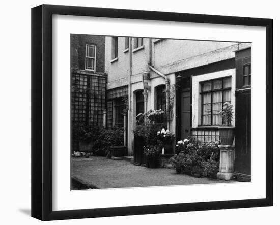 London Mews Houses-null-Framed Photographic Print