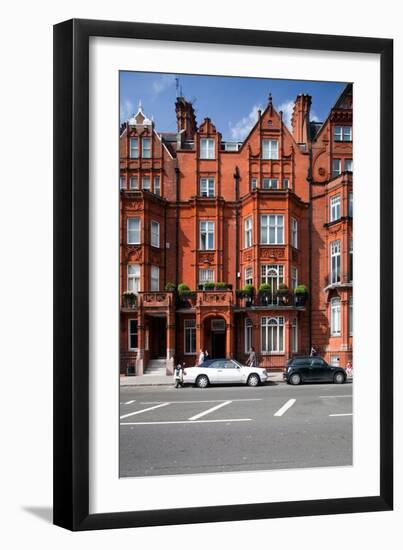 London Street-Felipe Rodriguez-Framed Photographic Print