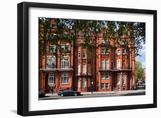 London Street-Felipe Rodriguez-Framed Photographic Print