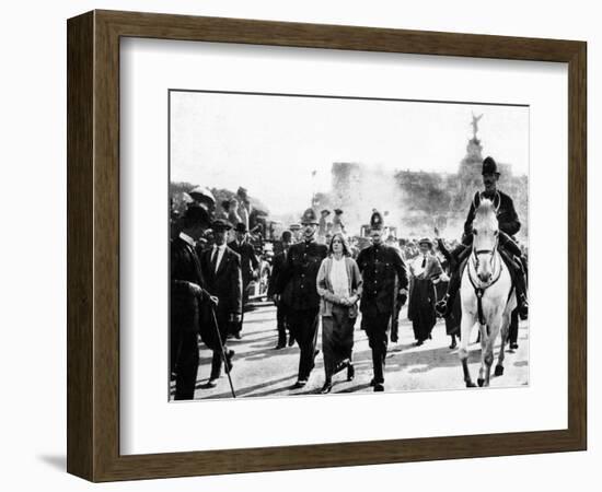 London: Suffragettes, 1914-null-Framed Photographic Print