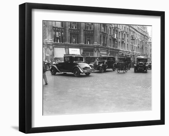 London Traffic 1930S-null-Framed Photographic Print