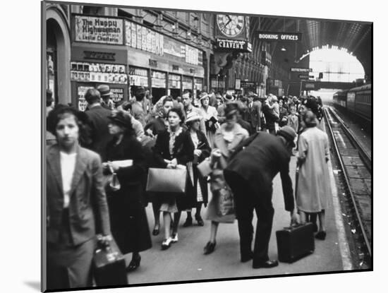 London Train Station During the Outbreak of World War Ii-null-Mounted Photographic Print