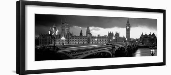 London-Jerry Driendl-Framed Photographic Print