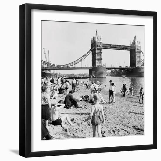 Londoners Relax on Tower Beach, 1952-Henry Grant-Framed Giclee Print