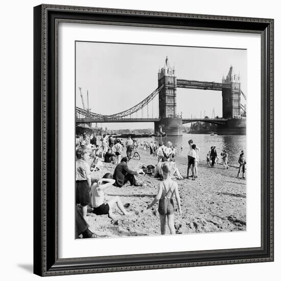 Londoners Relax on Tower Beach, 1952-Henry Grant-Framed Giclee Print