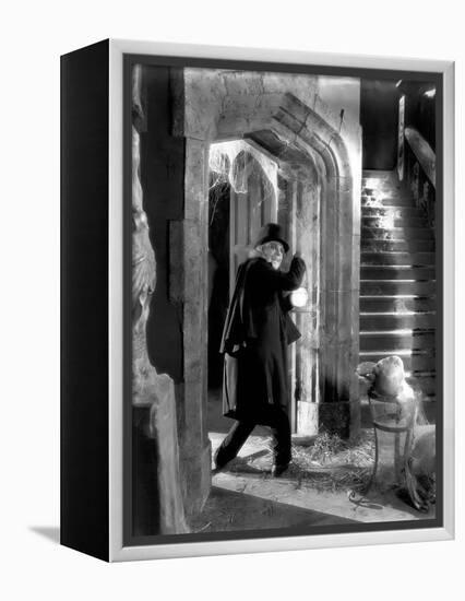 Londres apres minuit LONDON AFTER MIDNIGHT by TodBrowning with Lon Chaney, 1927 (b/w photo)-null-Framed Stretched Canvas