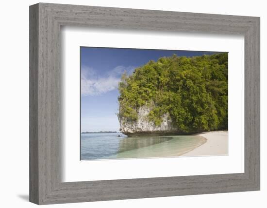 Long Beach at Rock Islands-Reinhard Dirscherl-Framed Photographic Print