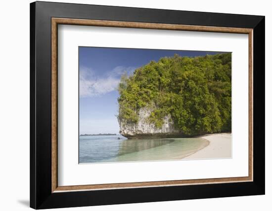 Long Beach at Rock Islands-Reinhard Dirscherl-Framed Photographic Print