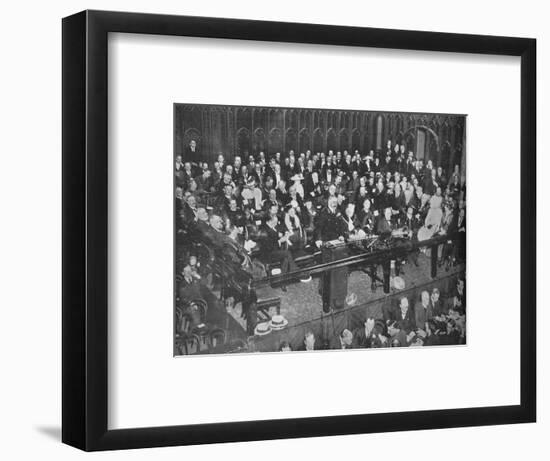 'Lord Kitchener making a recruiting appeal at the Guildhall', 1915-Unknown-Framed Photographic Print